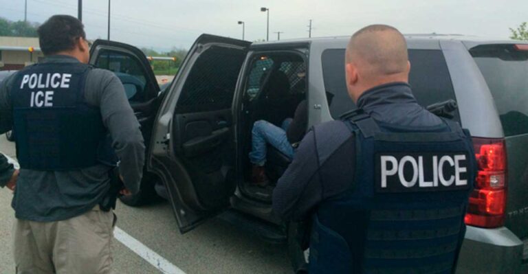 Lame-Duck Obama Administration Hid Sharp Decline in Immigration Deportations