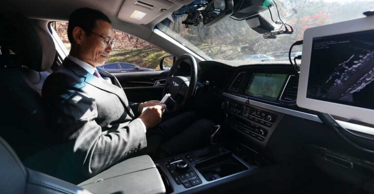 How Lawmakers Plan to Meet the Challenge of Self-Driving Cars