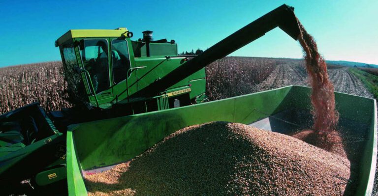 Conservative Groups Advocate for Curtailing Farm Bill