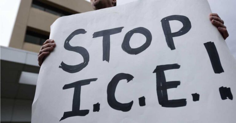 Labor Group Declares Itself a ‘Sanctuary Union’ for Illegal Immigrants