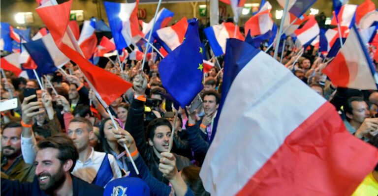 First Round of French Presidential Election a Blow to the Establishment