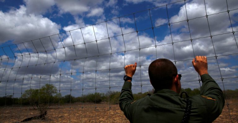 Texas House Passes Sanctuary City Ban With Stiff Penalty for Public Officials