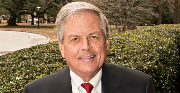 2 Republicans Battle in Razor-Tight Runoff Primary Ahead of South Carolina June Special Election