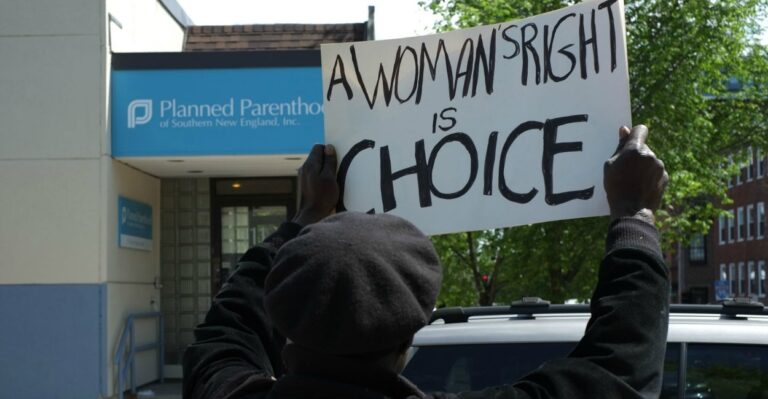 Democratic Members of Congress Want the Group Behind Planned Parenthood Videos Investigated