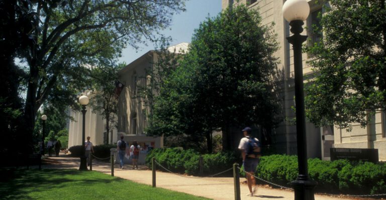 ‘Stress Reduction Policies’ Let Students Choose Their Own Grades