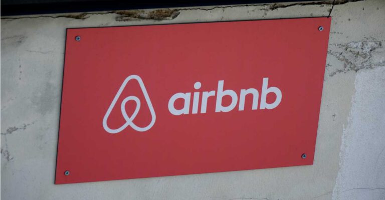 Woman Tangles With State Government Over Airbnb Licensing Rules