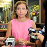 Wasserman Schultz IT Aide Planted Computer to Be Found, Police Report Suggests