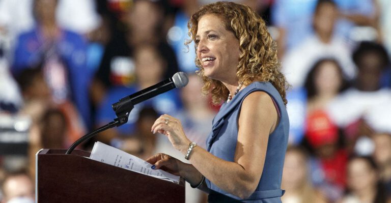 ‘Like a Slave’: Muslim Women, at Least 1 Bloodied, Called Police on Imran Awan