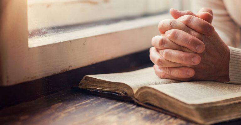 School Worker Was Told She Could Be Fired If She Offered to Pray for Someone Again