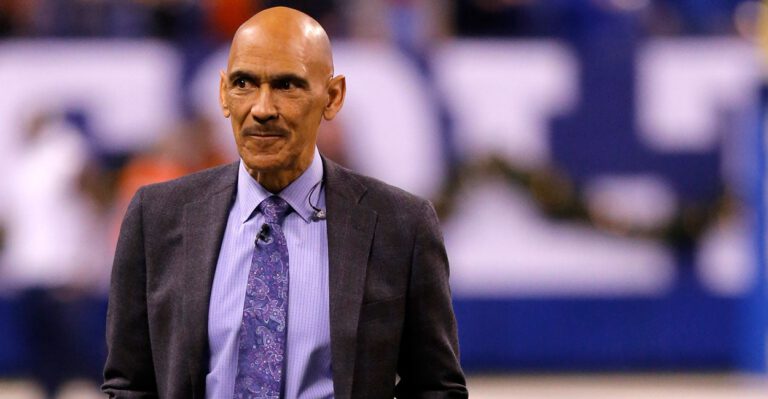 Sports Writers Lash Out at Tony Dungy for Celebrating Christianity