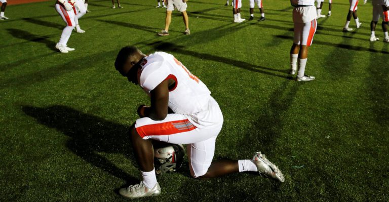 After Atheist Group Got Prayers Before Sports Canceled, Students Are Fighting Back