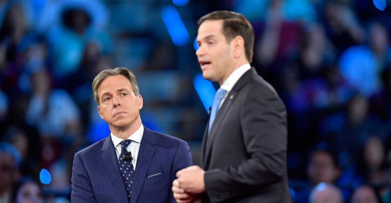 American Media Fails the Public, Conservative Critics Argue