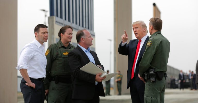 Trump Warns of Migrant ‘Caravans’ Heading for US, Criticizes ‘Weak’ Immigration Laws