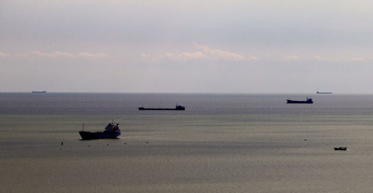 With US and British Support, Ukraine Pushes Back on Russian Aggression in the Sea of Azov