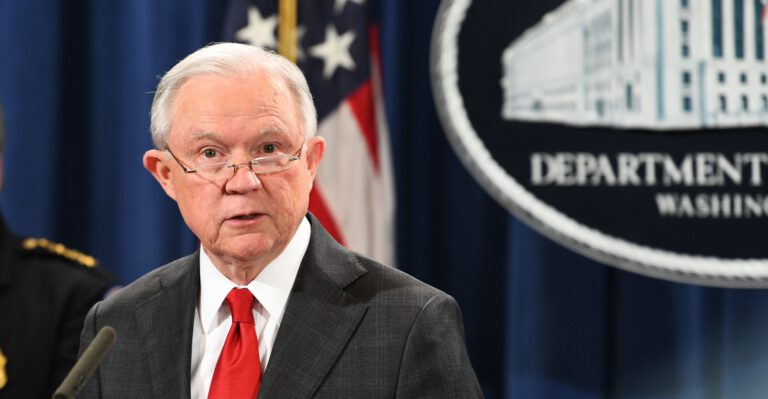 Suspect Charged With 5 Federal Crimes in Mail Bombs Sent to Trump Opponents