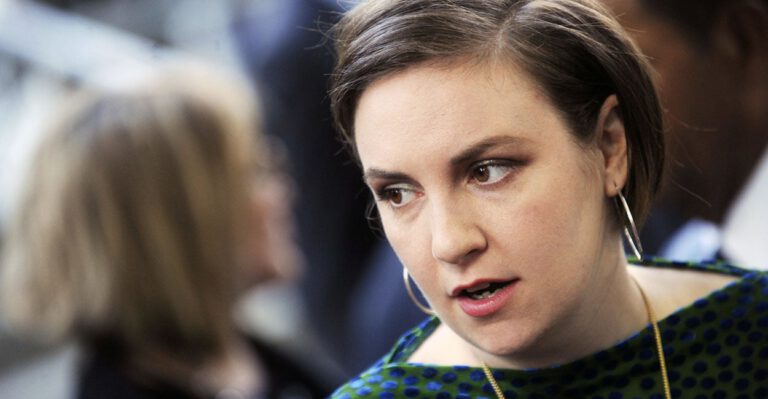 Podcast: The ‘Problematic Women’ on Online Dating, Lena Dunham’s New Apology