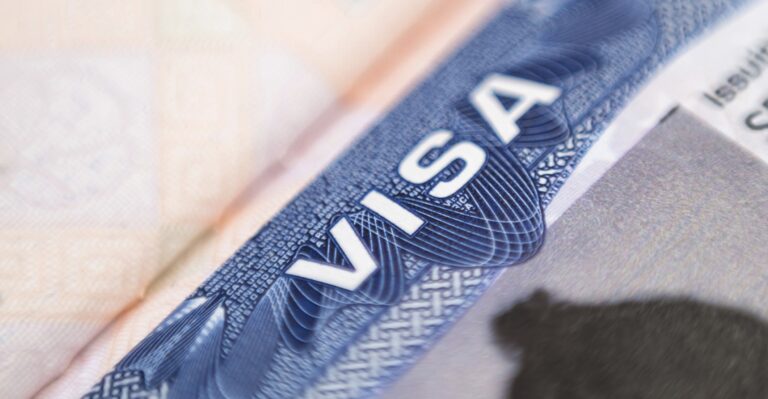 Former Homeland Security Chief: US Can’t Take ‘Chainsaw’ to Visa Policy Because of Terrorists