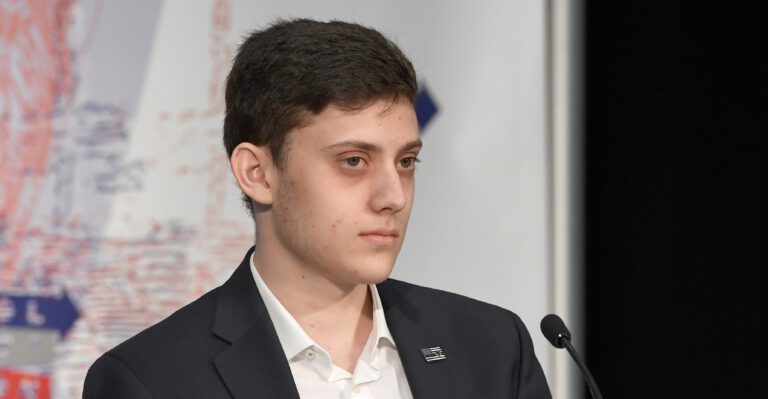 Government Failed Parkland Students Before Massacre, Teen Activist Says