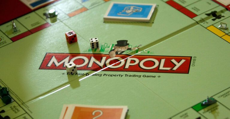 New Monopoly Game Gives Women More Money Than Men