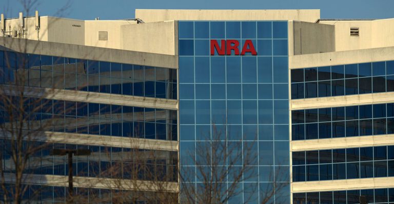 Over a Quarter of Democrats Think It Should Be Illegal to Join NRA