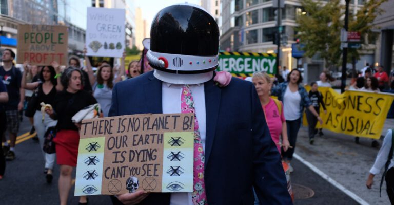 Climate Change Protesters Snarl DC Traffic in a ‘Fight for My Future’