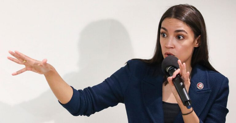 Ocasio-Cortez Says US Needs ‘a Real Conversation’ About Abolishing Prisons