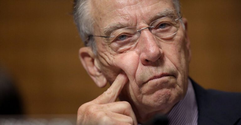 Grassley Suspects ‘Deep State’ Responsible for Delay in FISA Abuse Report