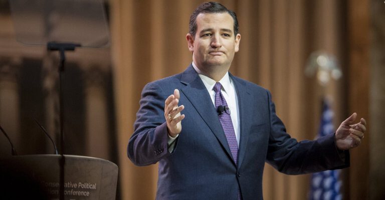 Ted Cruz Urges Obama Administration to Let Texas Handle Its Border Security Crisis