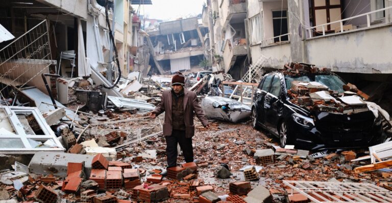 Responding to Tragedy in Turkey: How to Aid Earthquake Disaster-Relief Efforts