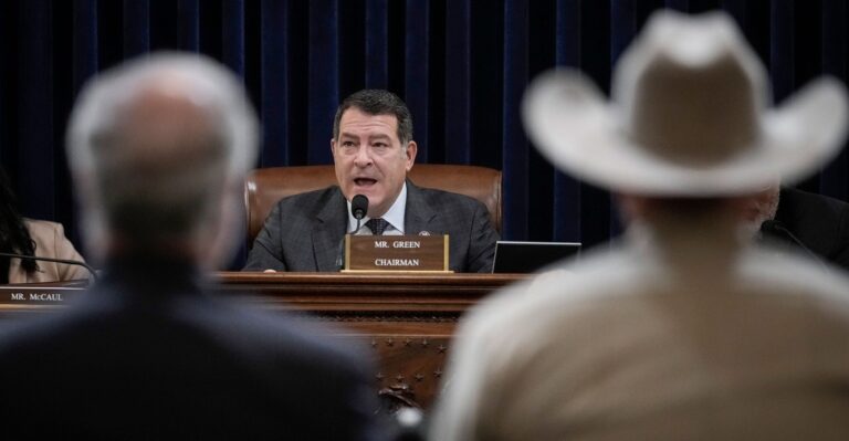 Democrats’ Boycotts of Texas, Arizona Field Hearings on Illegal Immigration Inexcusable