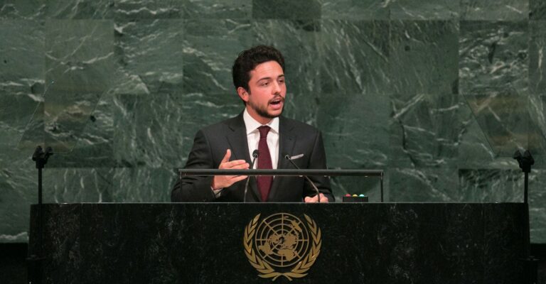 Massive Tourism, Oil Pipeline Projects to Boost Jordanian Economy