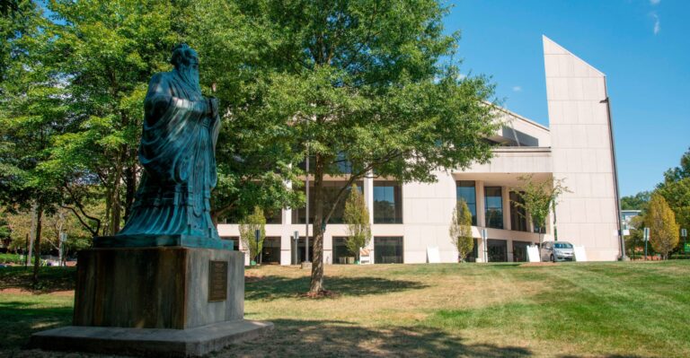 Chinese Communist Party Infiltrates New York University at Cutting Edge of Army Missile Technology