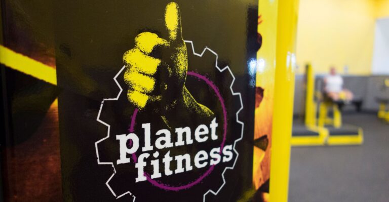 Earth to Planet Fitness: Women Don’t Want to Share Locker Rooms With Faux Females