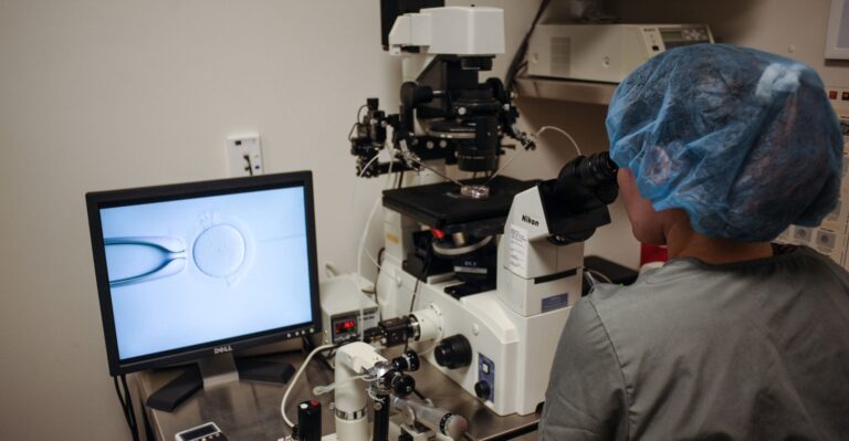 GOP Senators Demand Information From HHS on In Vitro Fertilization Clinics