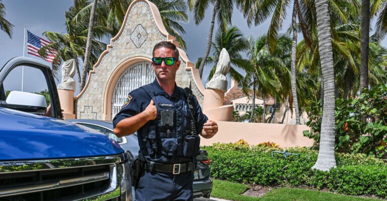 ‘Odds Are Against’ Trump in Lawsuit Vs. DOJ Over Mar-a-Lago Raid, Law Professor Turley Says