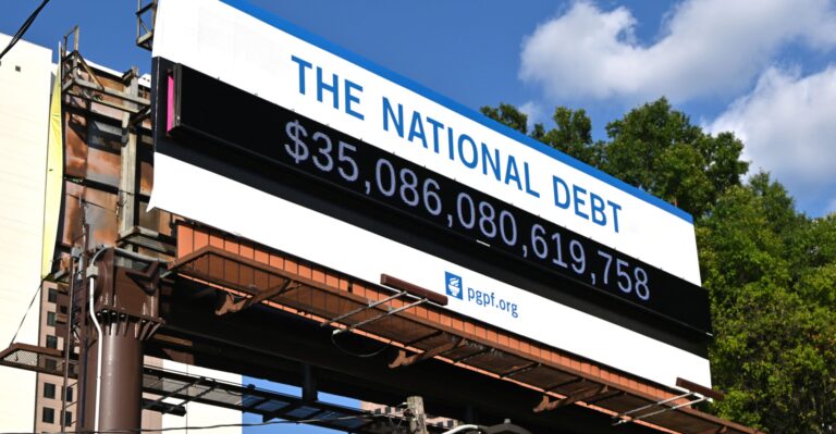 Why America’s Soaring Debt Is Biggest Threat to US Dollar