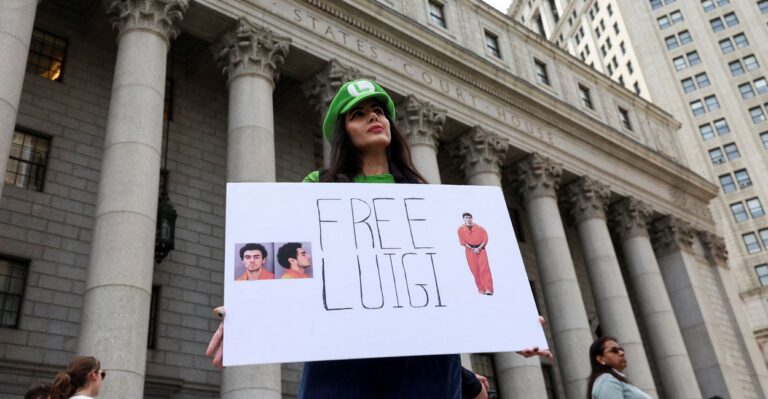 Victor Davis Hanson: The Left’s Growing Comfort With Political Violence