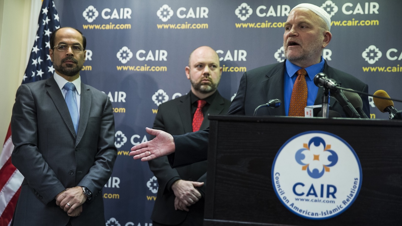 CAIR Asks DOJ to Reject Abbott’s Investigation Into Muslim Facilities at Texas Airports