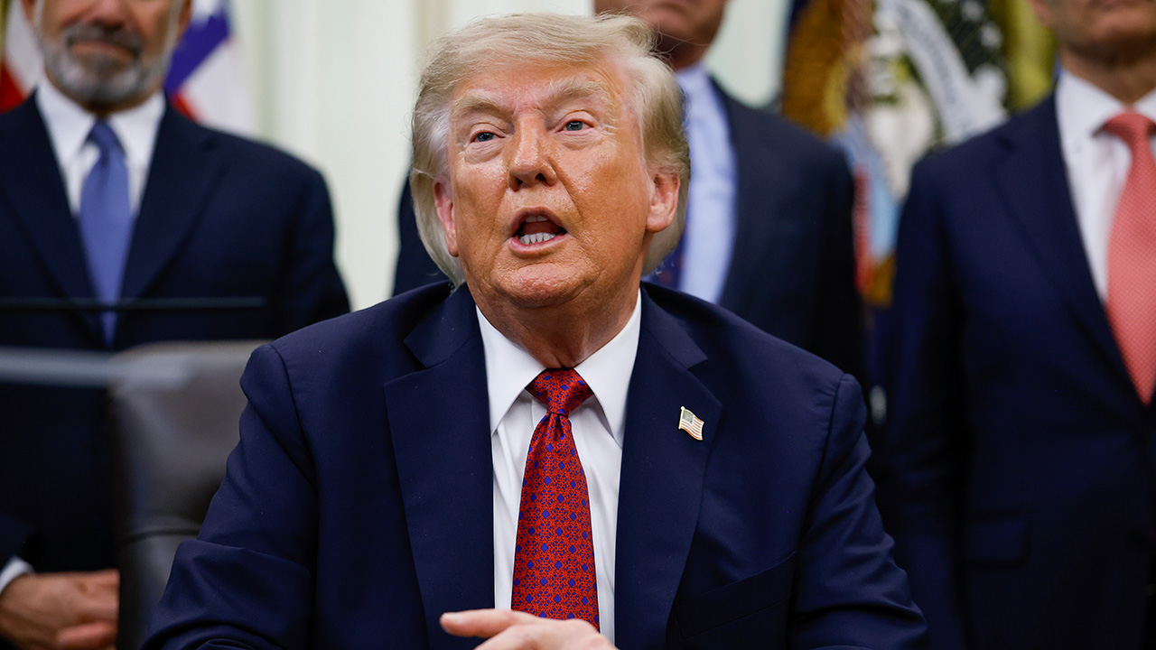Trump Suggests He Won’t Try to Talk Warsh Out of Rate Hike