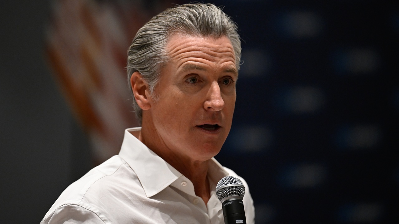 California Dictates What Cars You Can Buy. Here’s What Congress Can Do About It.