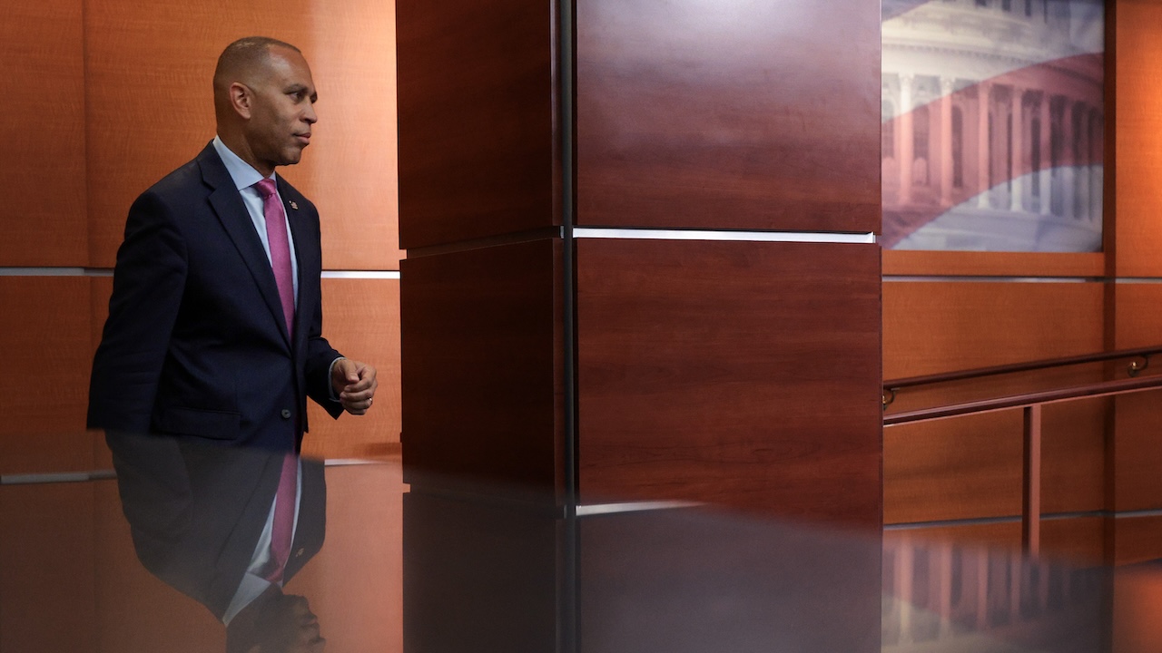 Jeffries Says Democrats Will Win Because of National Nightmare