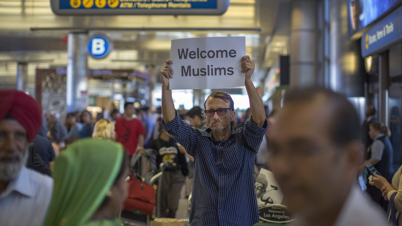 Officials Applaud 96% Decrease in Muslim Migration Under Trump