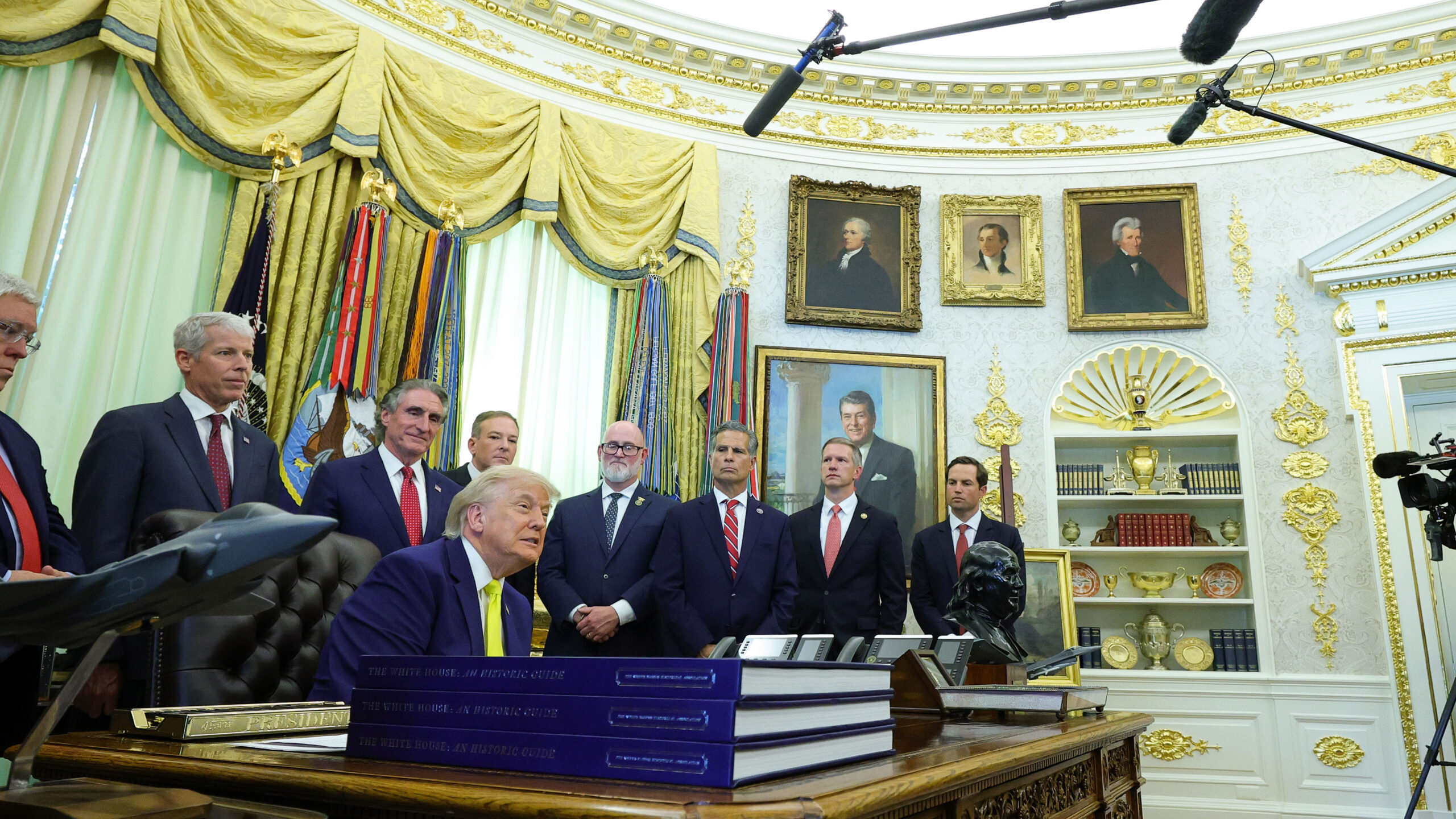 In Legacy Media Win, Trump-Appointed Judge Sides With CNN, MSNOW, and Politico to Temporarily Reinstate White House Passes