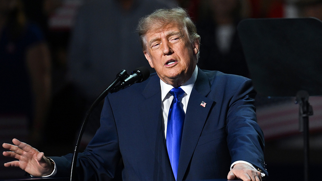 Trump Announces Major Payout for Americans if GOP Wins Midterms