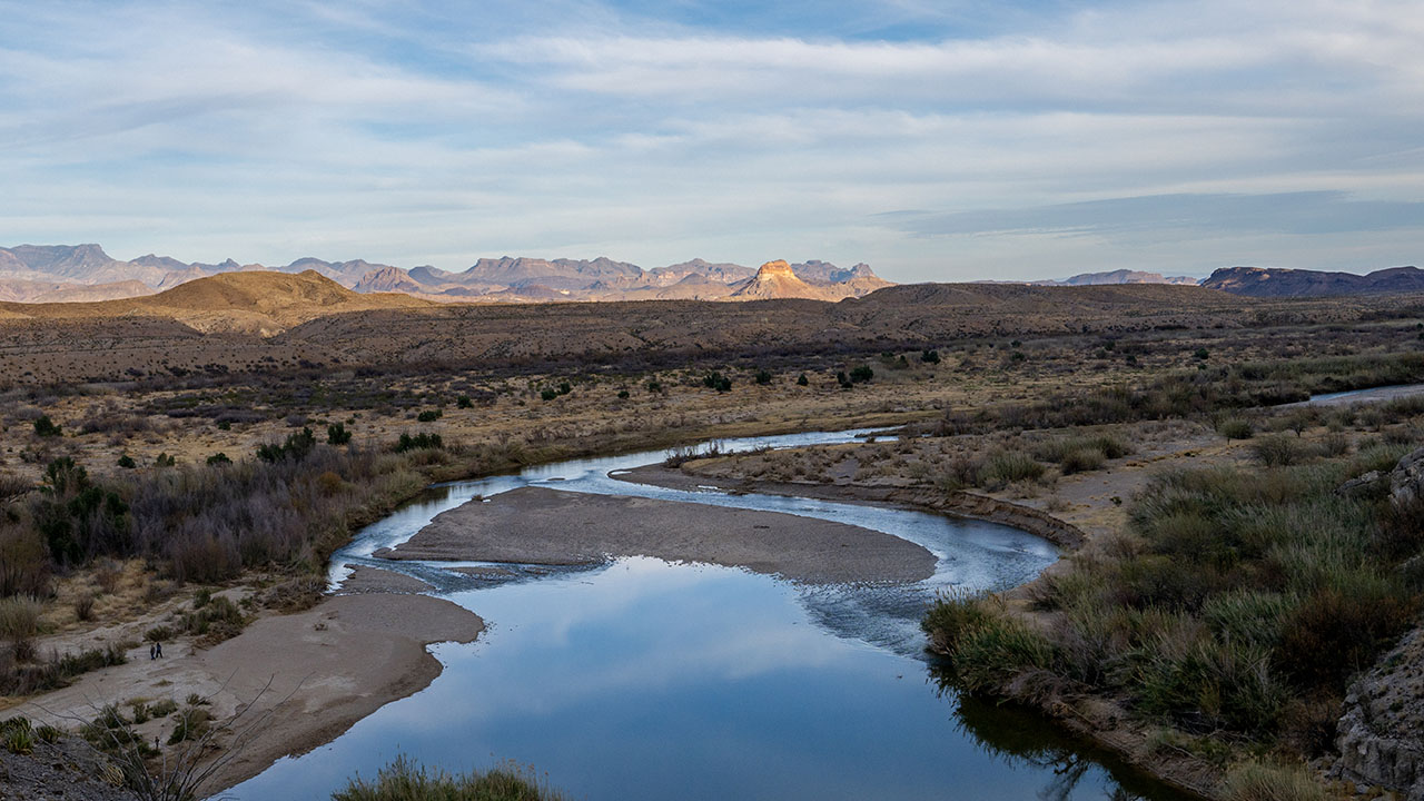 Trump Admin Asks Supreme Court to Restart Big Bend Border Wall Construction