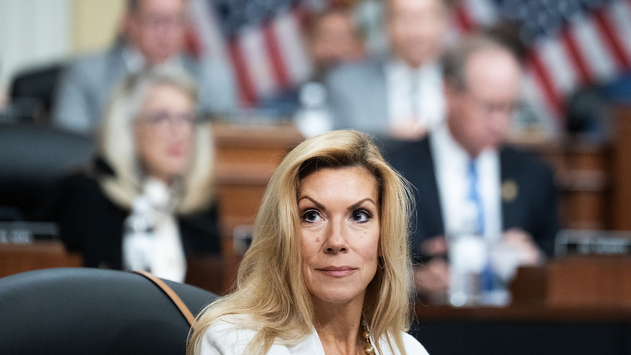 Rep. Van Duyne Introduces Bill to Crack Down on H-1B Visa Fraud