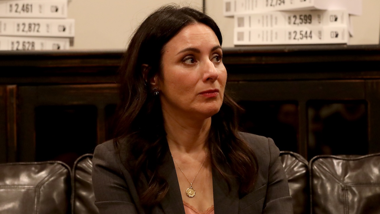Gina Hinojosa Wants to Sound Moderate. Her ICE Record Says Otherwise.