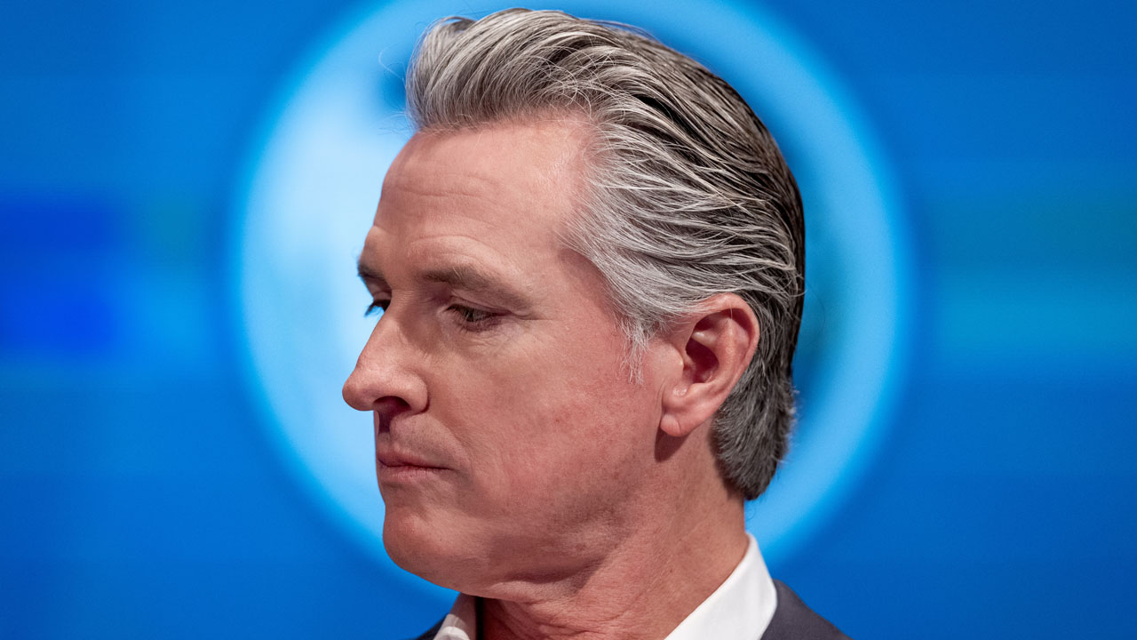 Undercover Camera Catches Newsom Predicting DSA’s Rise in Democratic Party