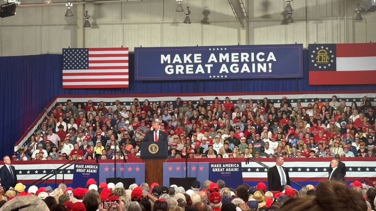 Trump Slams Radical Left Democrats, Boosts Candidates in Georgia Visit as Part of ‘Midterm Blitz’