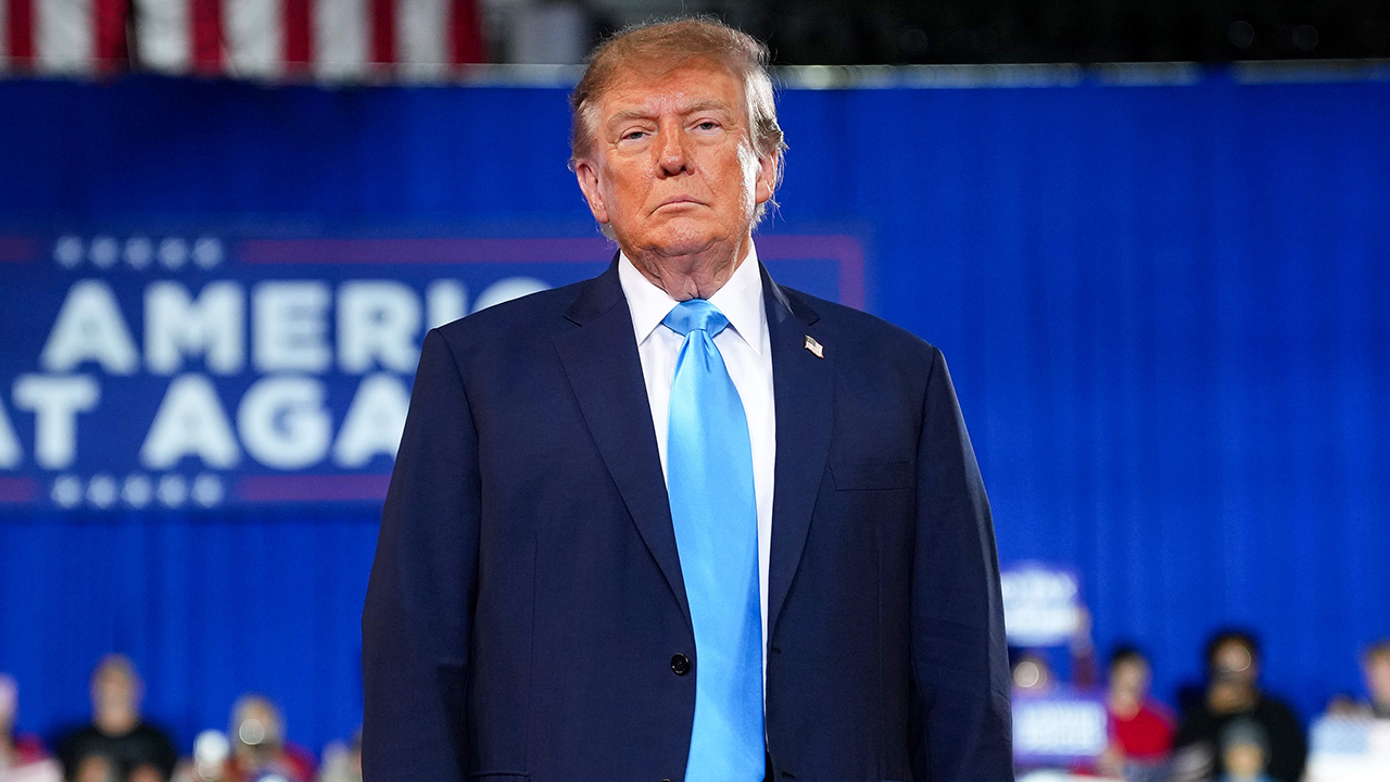 It’s the Economy, Stupid: Inside the Final Weeks of Trump’s Midterm Blitz